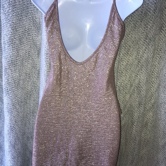 PrettyLittleThing mauve/gold glitter bodycon dress - Picture 5 of 6